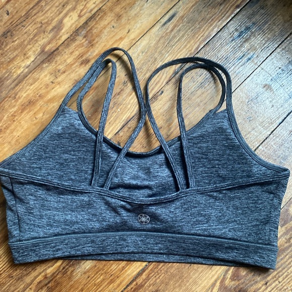gaiam large grey sports bra with removable padding - Picture 2 of 6